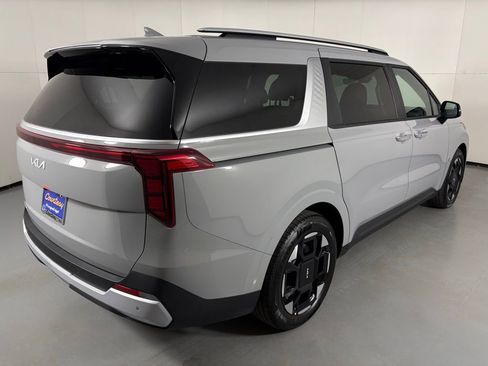 New 2026 Kia Carnival EX image 8