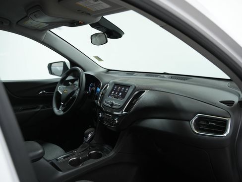 Used 2024 Chevrolet Equinox LT image 17