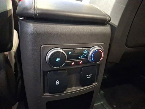 Used 2020 Ford Explorer Platinum image 10
