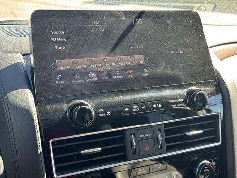 Used 2024 Nissan Armada SL w/ Captain's Chairs Package image 23