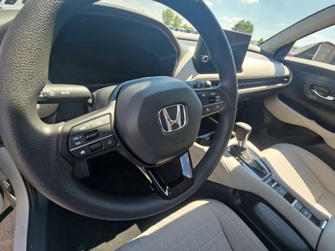 Used 2026 Honda HR-V LX image 7