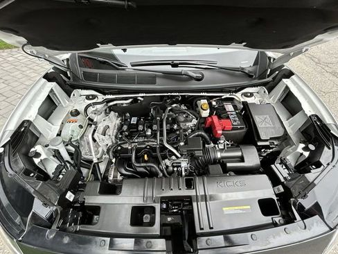Used 2025 Nissan Kicks SR FWD image 14