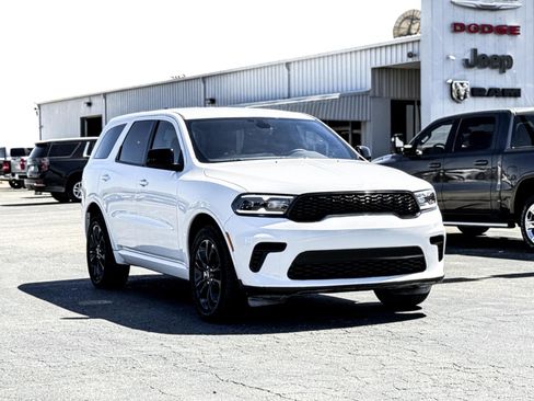 Used 2025 Dodge Durango GT AWD/4WD image 3