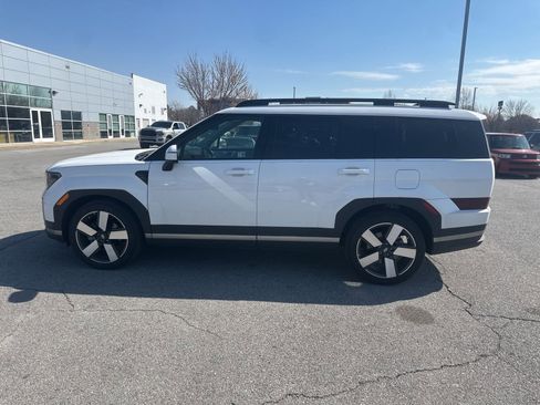 Used 2025 Hyundai Santa Fe Limited image 8