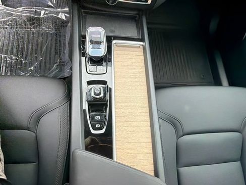 Used 2026 Volvo XC60 B5 Core w/ Climate Package AWD/4WD image 21