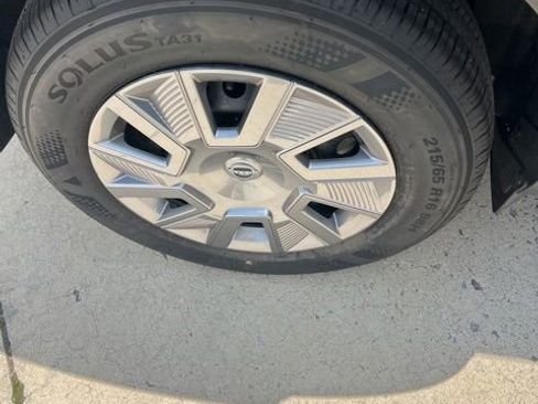 Used 2026 Nissan Kicks S FWD image 17