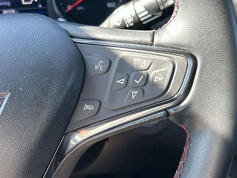 Used 2023 Chevrolet Equinox RS FWD image 35