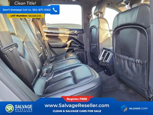 Used 2017 Porsche Cayenne S Platinum image 15