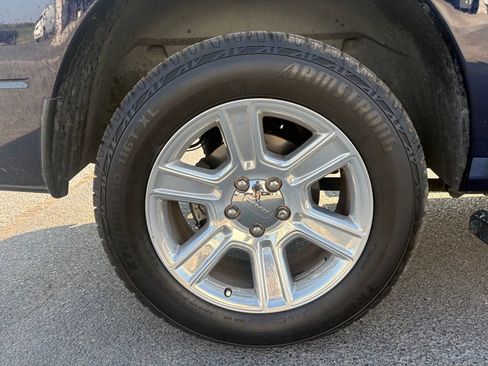 Used 2017 RAM 1500 Lone Star RWD image 11