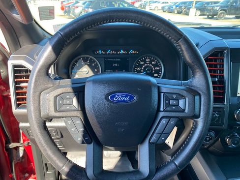 Used 2018 Ford F150 XLT w/ Equipment Group 302A Luxury image 16