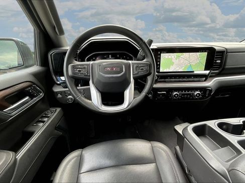 Used 2026 GMC Sierra 1500 SLT AWD/4WD image 11