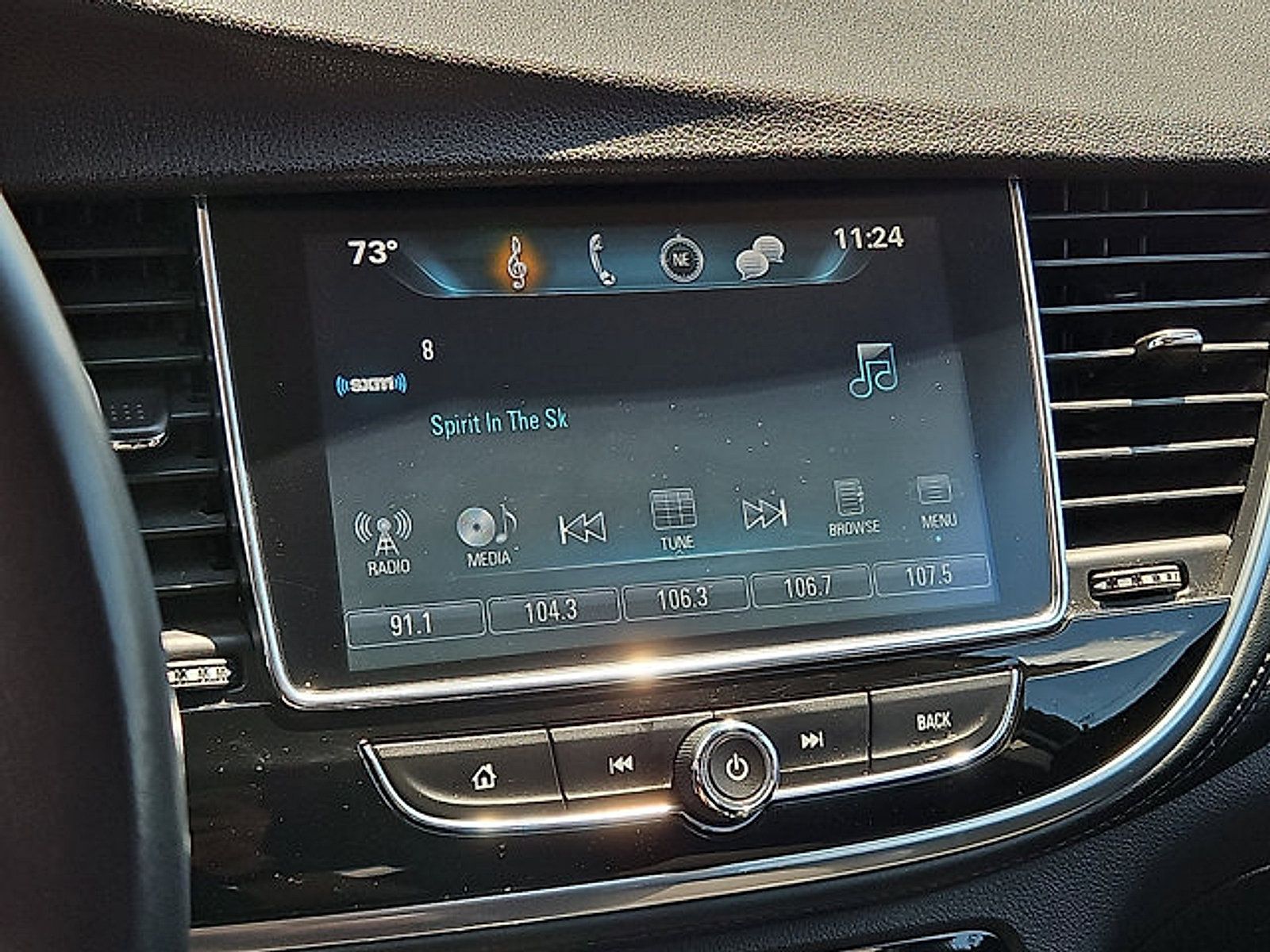 Used 2019 Buick Encore Preferred AWD/4WD image 18
