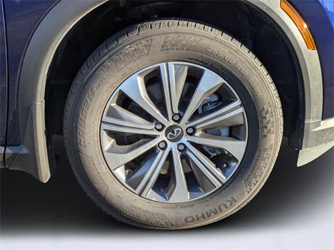 Certified 2025 INFINITI QX60 Pure image 11