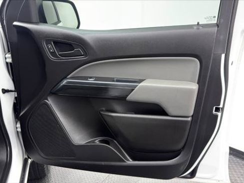 Used 2019 Chevrolet Colorado W/T RWD image 23