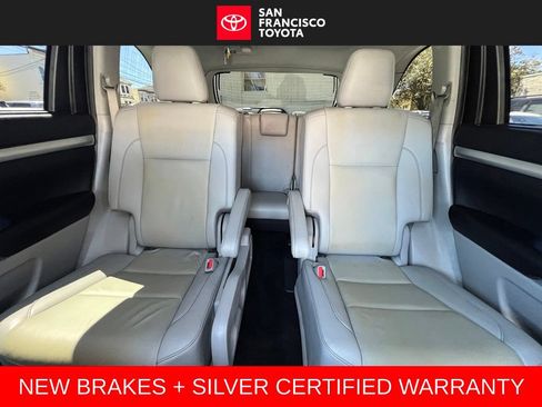 Certified 2019 Toyota Highlander XLE AWD/4WD image 14
