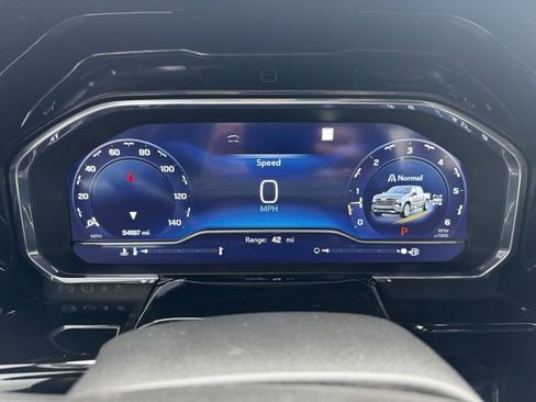 Certified 2022 Chevrolet Silverado 1500 High Country w/ Technology Package image 25