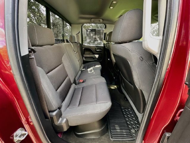 Used 2015 Chevrolet Silverado 2500 LT w/ LT Convenience Package AWD/4WD image 32