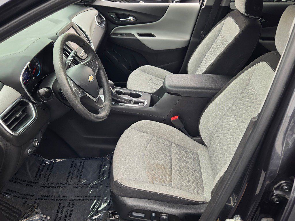 Certified 2022 Chevrolet Equinox LS w/ LS Convenience Package FWD image 21