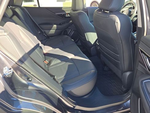 Certified 2025 Subaru Outback Limited image 9