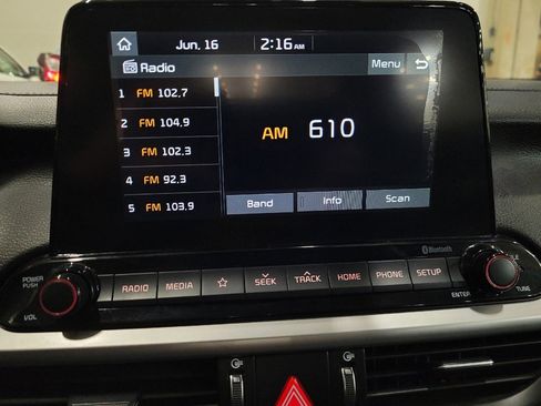 Used 2019 Kia Forte LXS FWD image 25