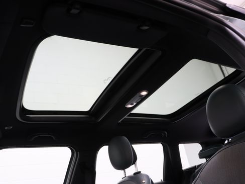 Used 2023 MINI Cooper Clubman S w/ MINI Untold Edition FWD image 28