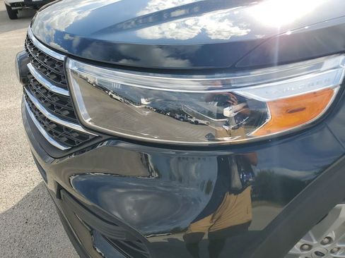 Used 2024 Ford Explorer XLT image 16