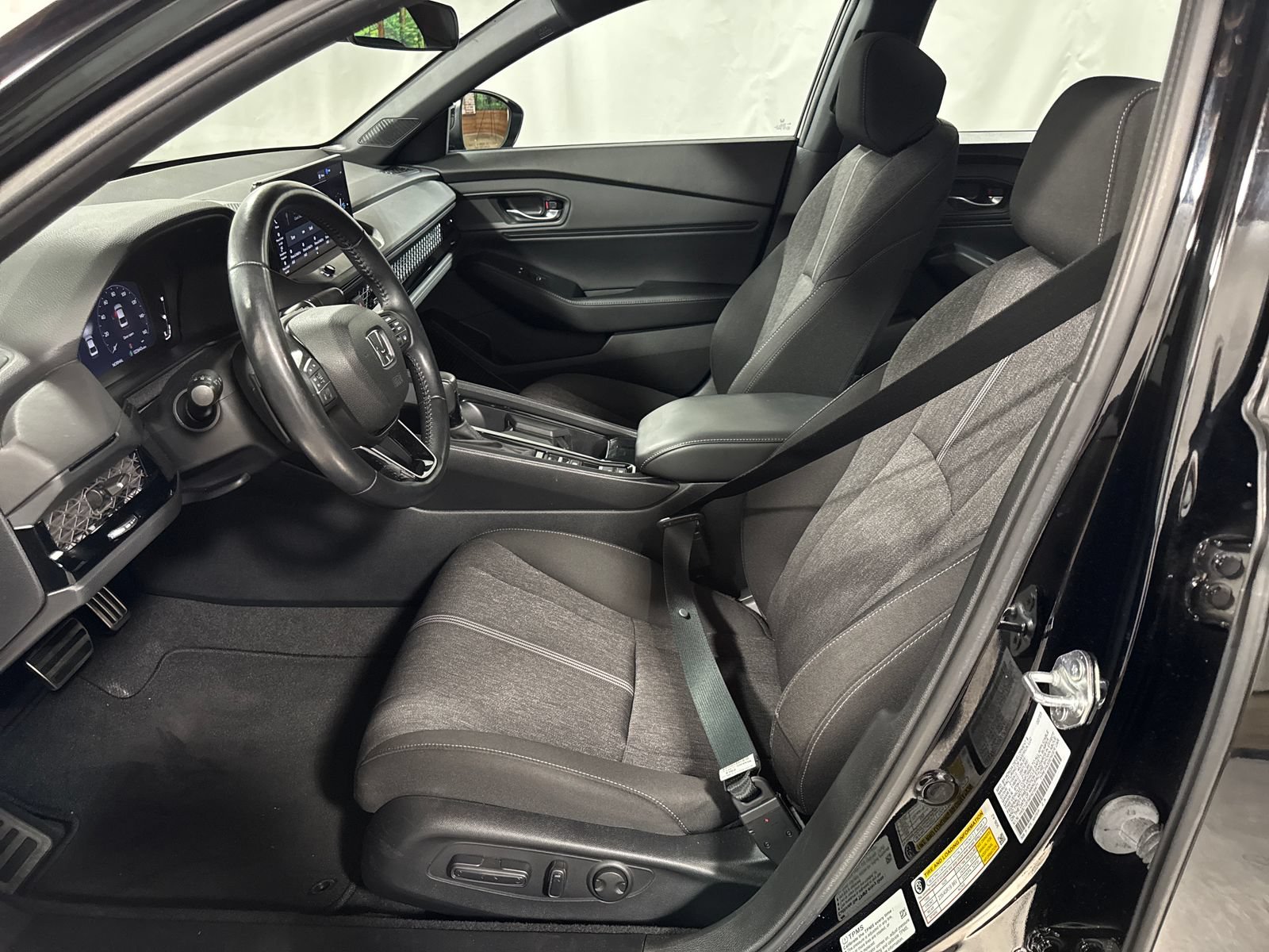 Certified 2023 Honda Accord Sport image 3