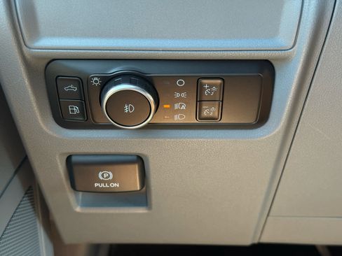 Used 2024 Ford F150 XLT w/ Mobile Office Package image 31