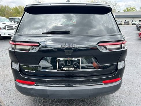 Used 2022 Jeep Grand Cherokee L Laredo AWD/4WD image 4