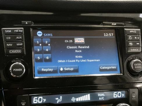 Used 2017 Nissan Rogue SL w/ SL Premium Package AWD/4WD image 18