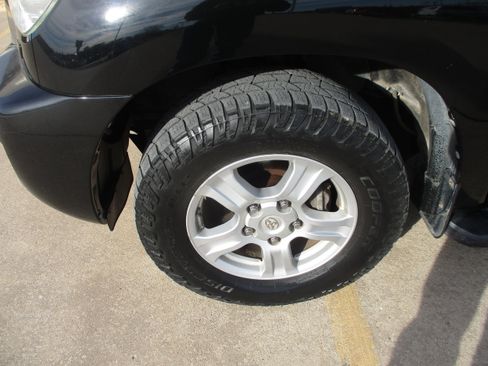 Used 2013 Toyota Sequoia SR5 image 3
