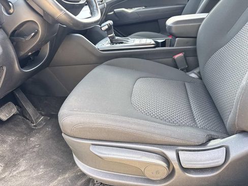 Used 2026 Kia Sportage LX FWD image 17