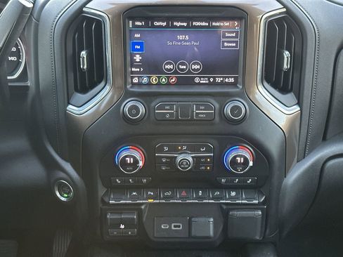 Used 2021 Chevrolet Silverado 1500 High Country image 25