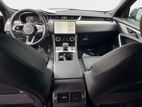 Used 2024 Jaguar F-PACE R-Dynamic S AWD/4WD image 18