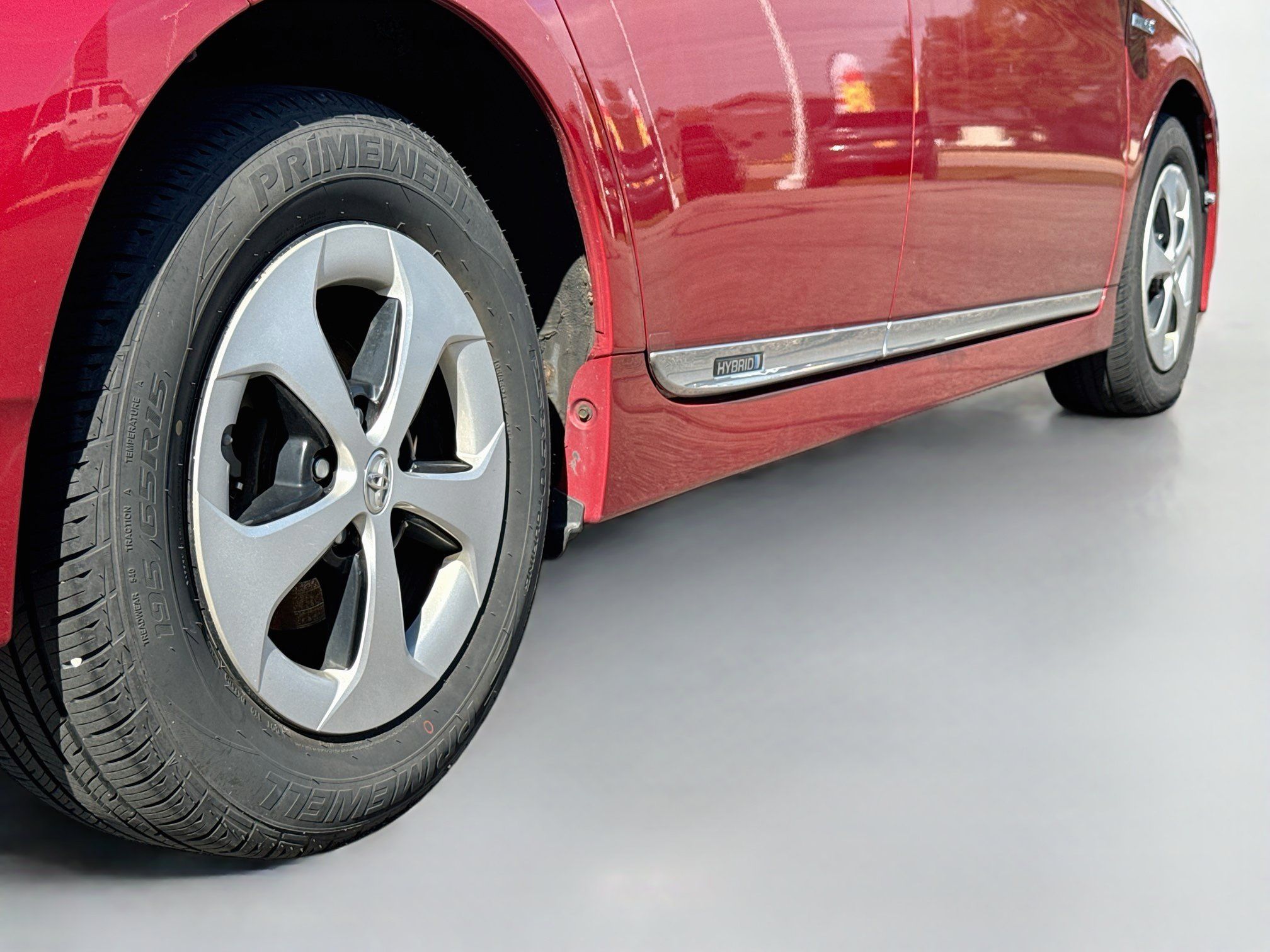 Used 2012 Toyota Prius Three FWD image 9