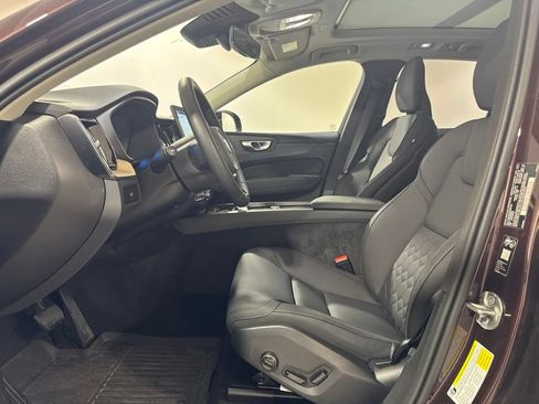 Used 2026 Volvo XC60 B5 Plus w/ Climate Package AWD/4WD image 19