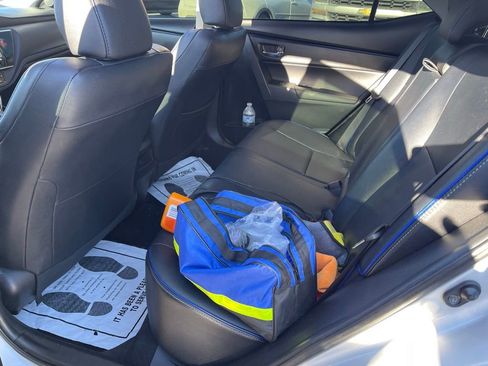 Used 2018 Toyota Corolla XSE image 6