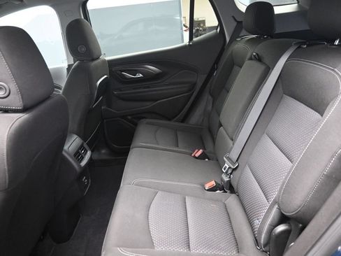 Used 2024 GMC Terrain SLE AWD/4WD image 24