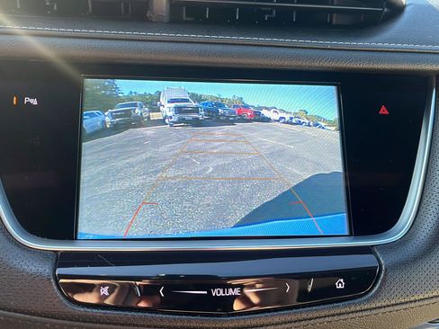 Used 2018 Cadillac XT5 AWD image 20