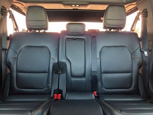 Used 2024 Ford Bronco Badlands AWD/4WD image 11