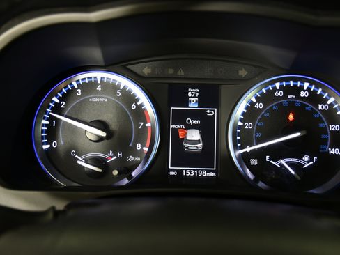 Used 2016 Toyota Highlander XLE image 19