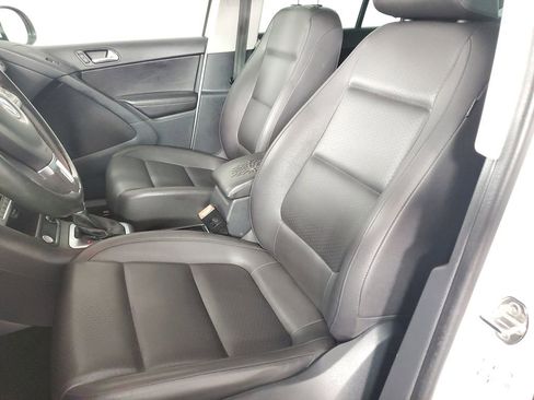 Used 2017 Volkswagen Tiguan Wolfsburg Edition image 12