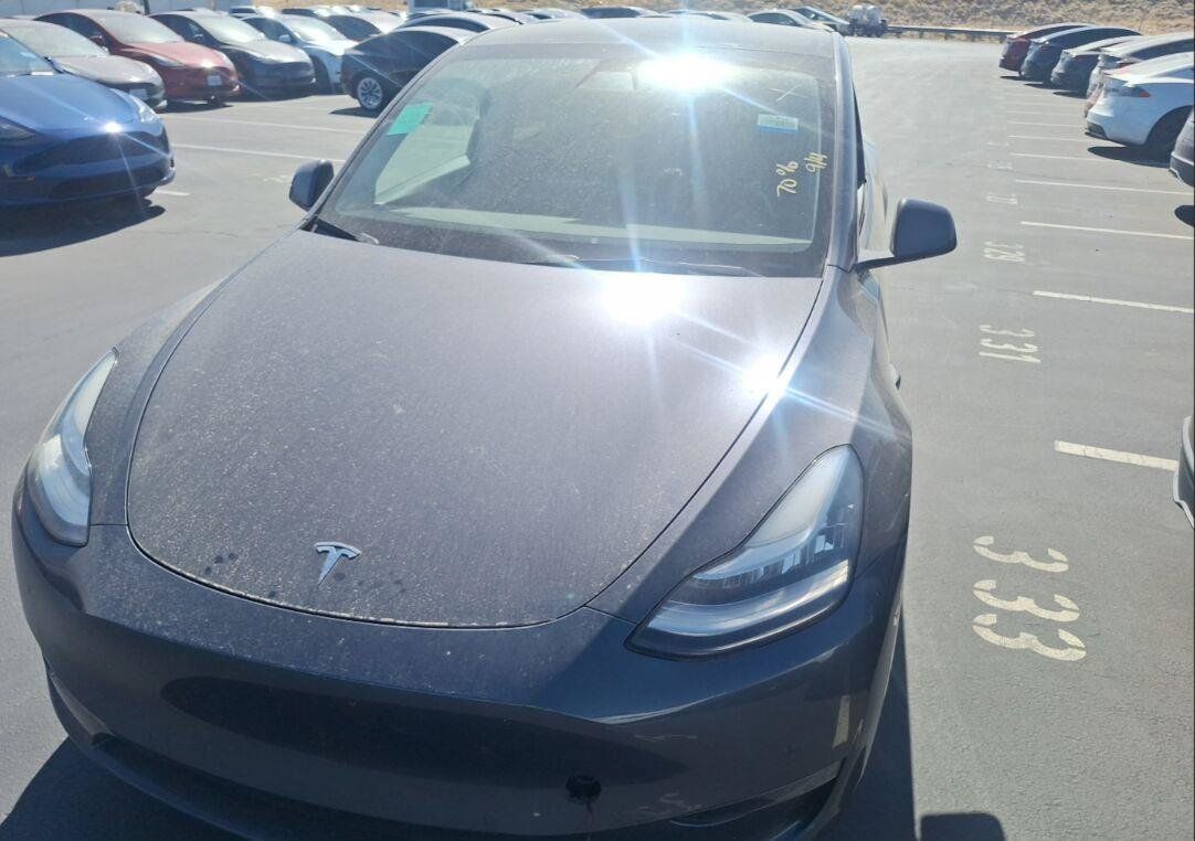 Used 2021 Tesla Model Y Long Range AWD/4WD image 1