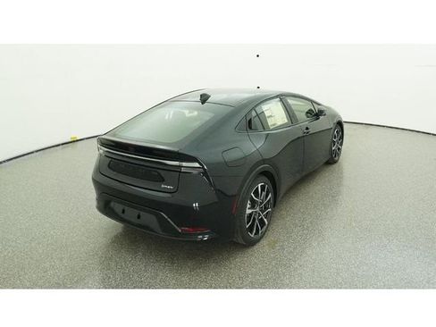 New 2026 Toyota Prius Plug-In Hybrid image 8