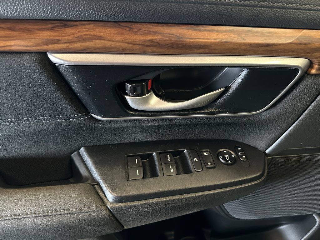 Used 2021 Honda CR-V EX image 16