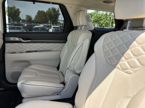 Used 2020 Hyundai Palisade Limited FWD image 32