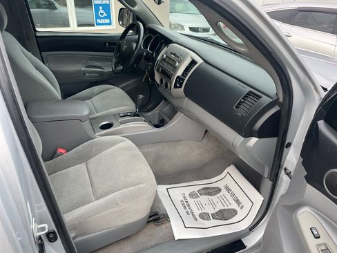 Used 2008 Toyota Tacoma PreRunner image 26