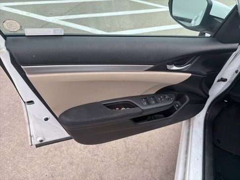 Used 2019 Honda Civic LX image 11