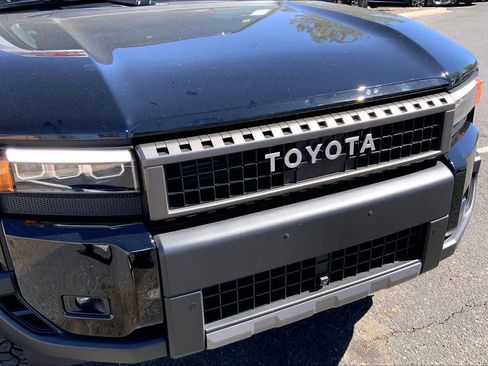 Used 2025 Toyota Land Cruiser w/ Premium Package image 32