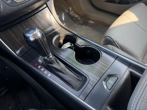 Used 2019 Chevrolet Impala LT image 15